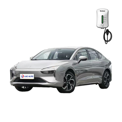 Chinese Energy Vehicles EU Certified Long Endurance 5 Doors 5 Seats 4675*1835*1480mm