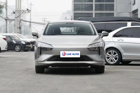 Chinese Energy Vehicles EU Certified Long Endurance 5 Doors 5 Seats 4675*1835*1480mm