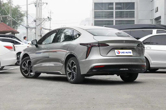 Chinese Energy Vehicles EU Certified Long Endurance 5 Doors 5 Seats 4675*1835*1480mm