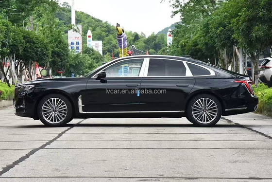185kW Maximum Power HongQi H9 Popular Chinese Car with Left-Hand Drive and Fuel Power