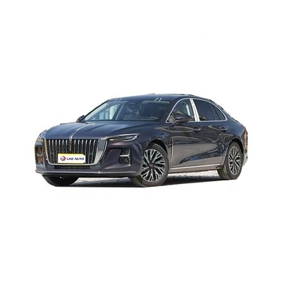 Chinese Mid to Large Sized Sedan HongQi H5 with 4.1-6L Engine Capacity and High Demand