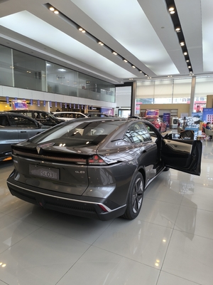 515-705km Cruising Range 100% Electric Energy Vehicle Chang'an Shenlan SL03 Sports Car