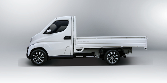 Feidi Q2V Automatic 3m Cargo Delivery Truck for Lifting and Transporting Containers