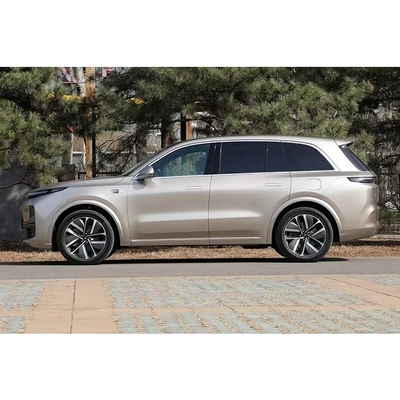 Li L8 's Finest Large Family SUV with Leather Seats and Automatic Climate Control