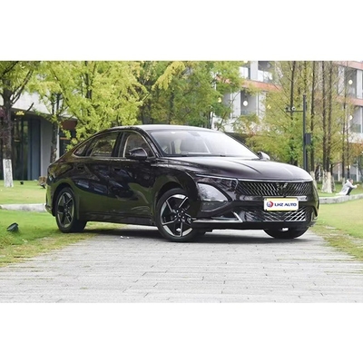 Energy Vehicle 2024 Wuling Xingguang PHEV 5-Door 5-Seat A-Class Sedan with Long Range