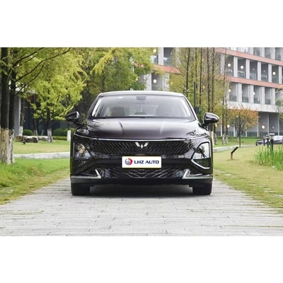 Energy Vehicle 2024 Wuling Xingguang PHEV 5-Door 5-Seat A-Class Sedan with Long Range