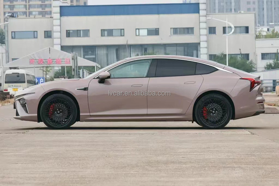 Nezha S 's Revolutionary Energy Car with 1 160km Driving Range and ACC Cruise Control