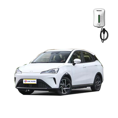 Max Speed 120 Km/h 4070*1690*1540 Nezha 2023 401lite Small SUV Long Range Energy Vehicle