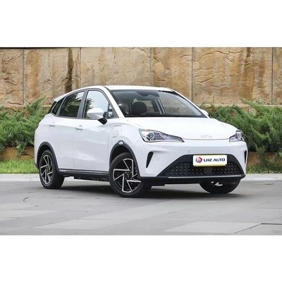 Max Speed 120 Km/h 4070*1690*1540 Nezha 2023 401lite Small SUV Long Range Energy Vehicle