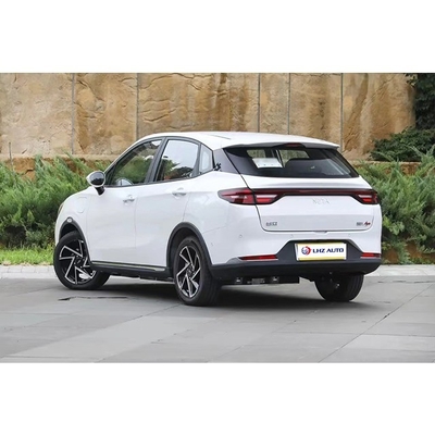 Max Speed 120 Km/h 4070*1690*1540 Nezha 2023 401lite Small SUV Long Range Energy Vehicle