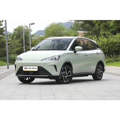 401km Pure Electric Range 2023 Nezha AYA Small City SUV with Max Speed up to 120 Km/h