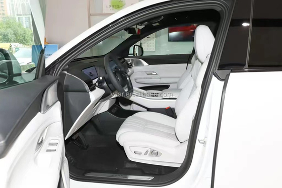 High Speed Electric SUV Car 2023 Xpeng G9 with Panoramic Sunroof and 702km Range