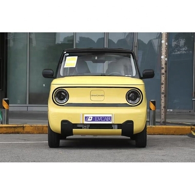 Rear Camera Equipped Geely Panda Mini Energy Vehicle with 200km Range and 3 Cylinders