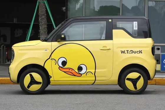 Rear Camera Equipped Geely Panda Mini Energy Vehicle with 200km Range and 3 Cylinders
